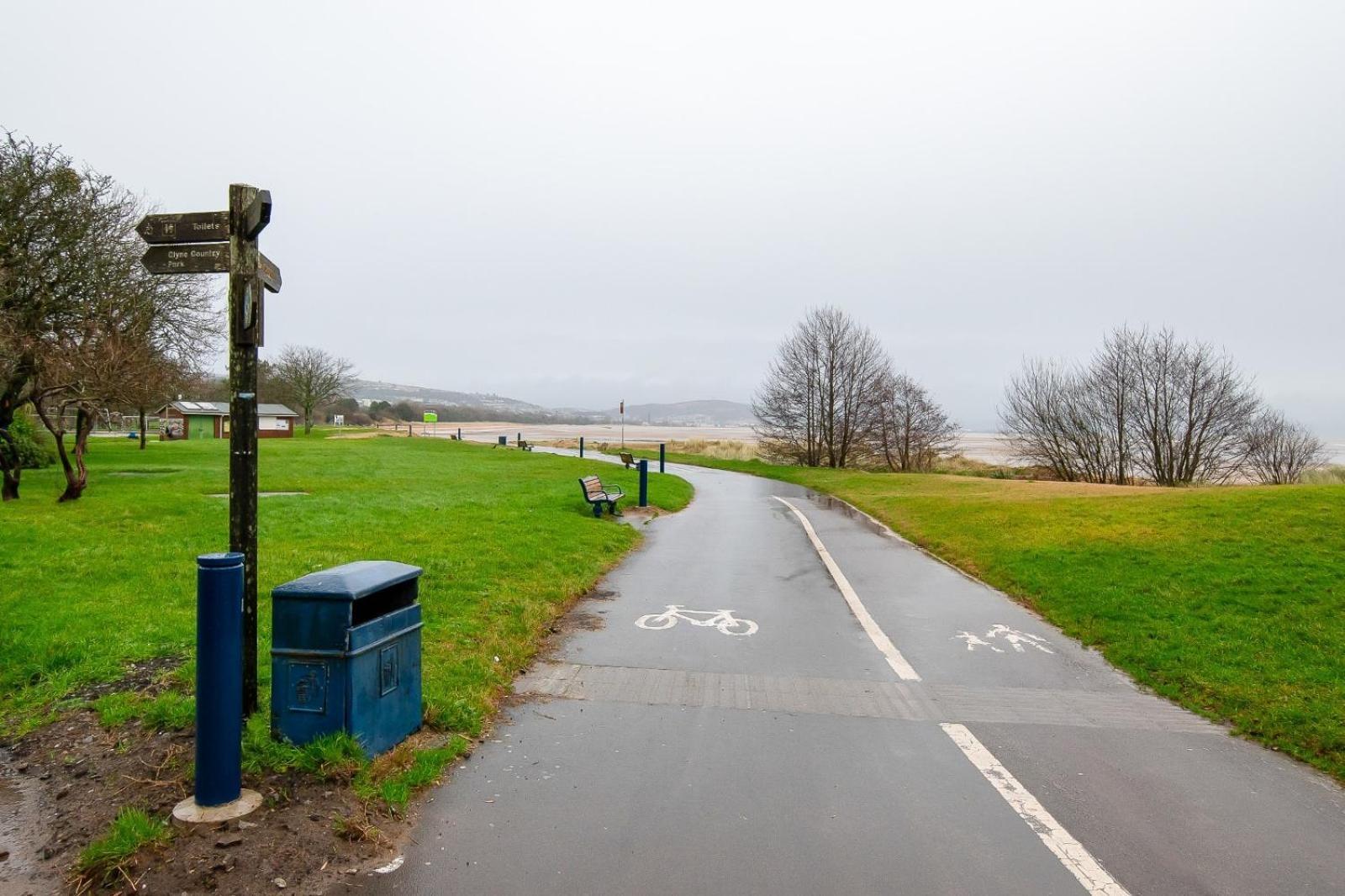 Casa One Hundred - A Beautiful 4 Bed House On The Beach Front Swansea Exteriör bild
