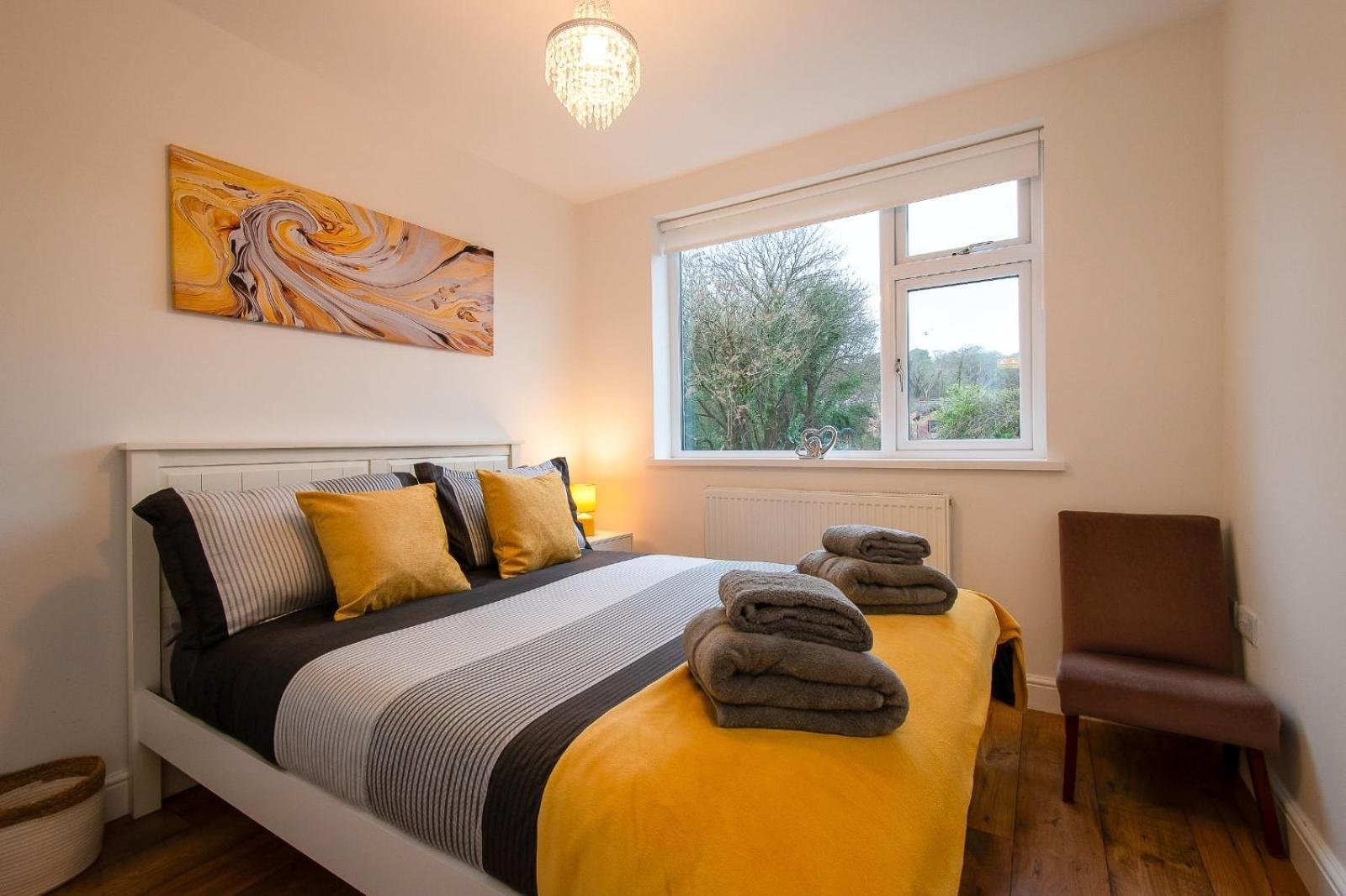 Casa One Hundred - A Beautiful 4 Bed House On The Beach Front Swansea Exteriör bild