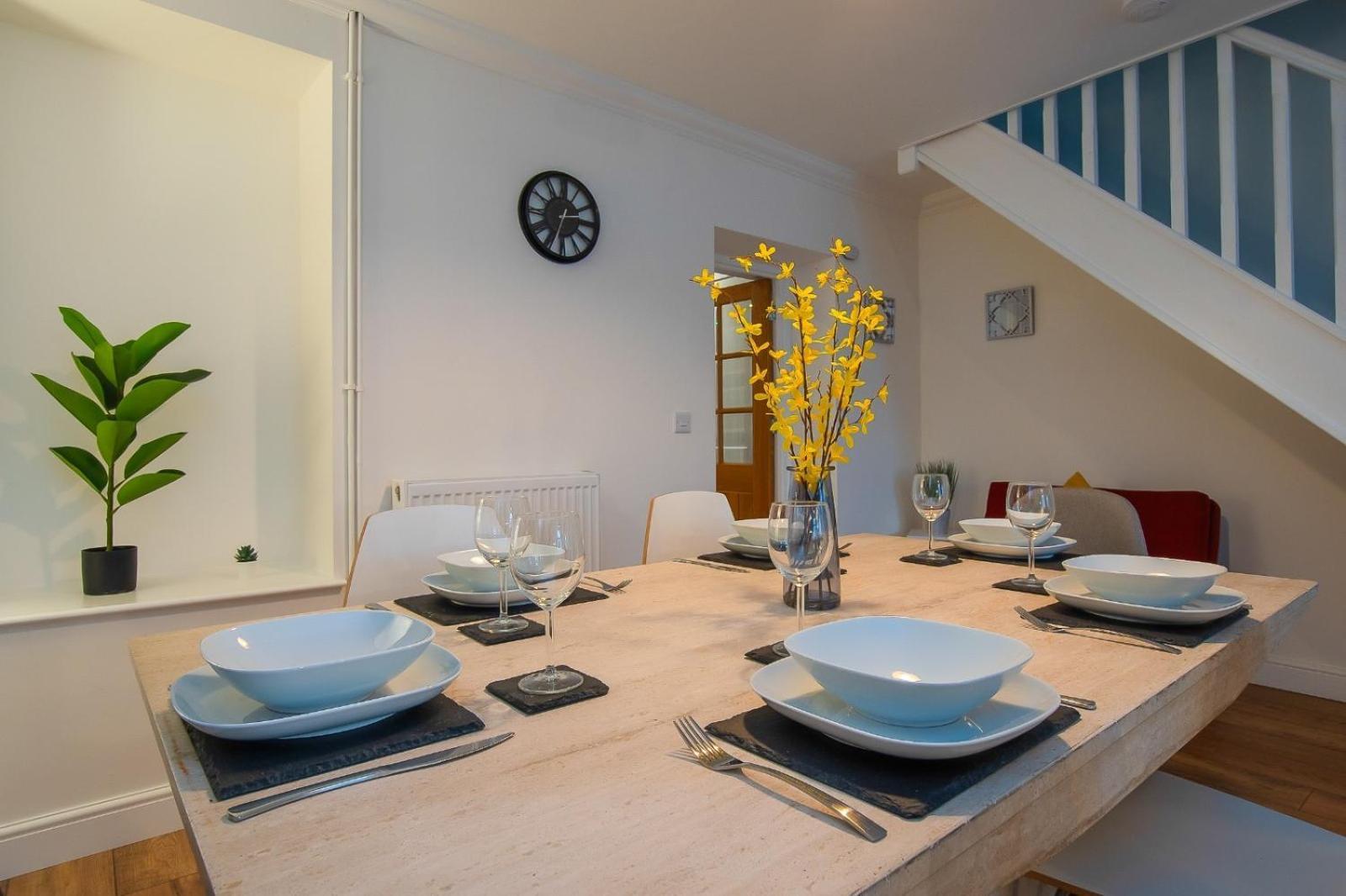 Casa One Hundred - A Beautiful 4 Bed House On The Beach Front Swansea Exteriör bild