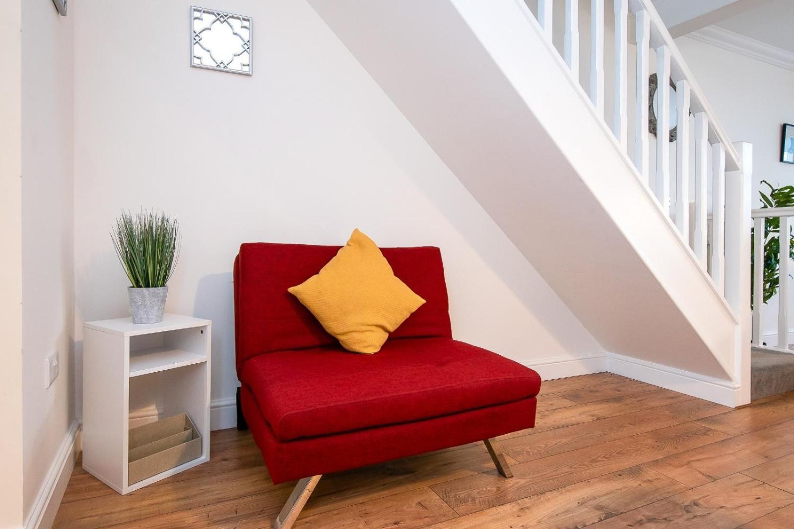 Casa One Hundred - A Beautiful 4 Bed House On The Beach Front Swansea Exteriör bild